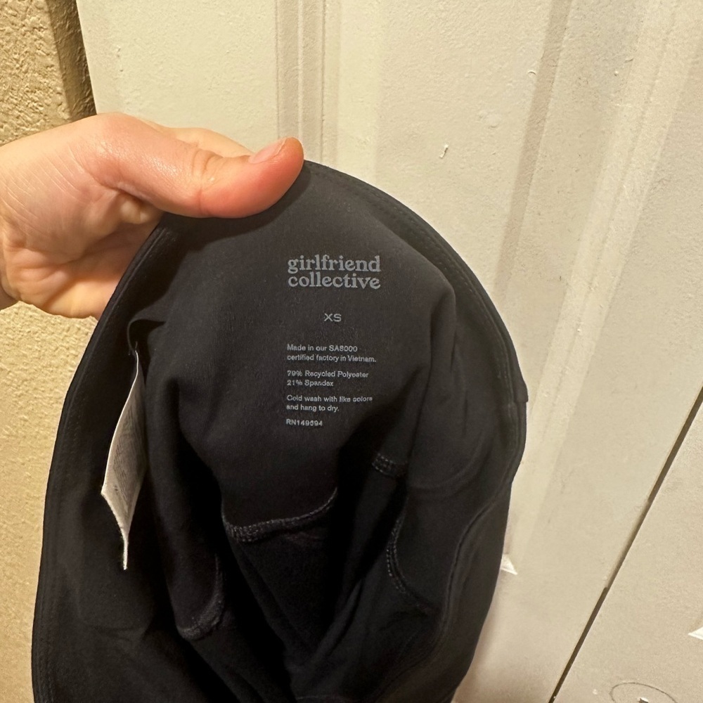 Girlfriend Collective Black Compressive High-Rise Leggings, size XS - Picture 12 of 12